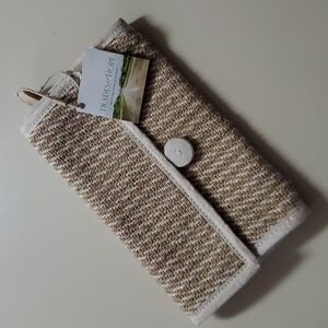 Trades of Hooe woven clutch